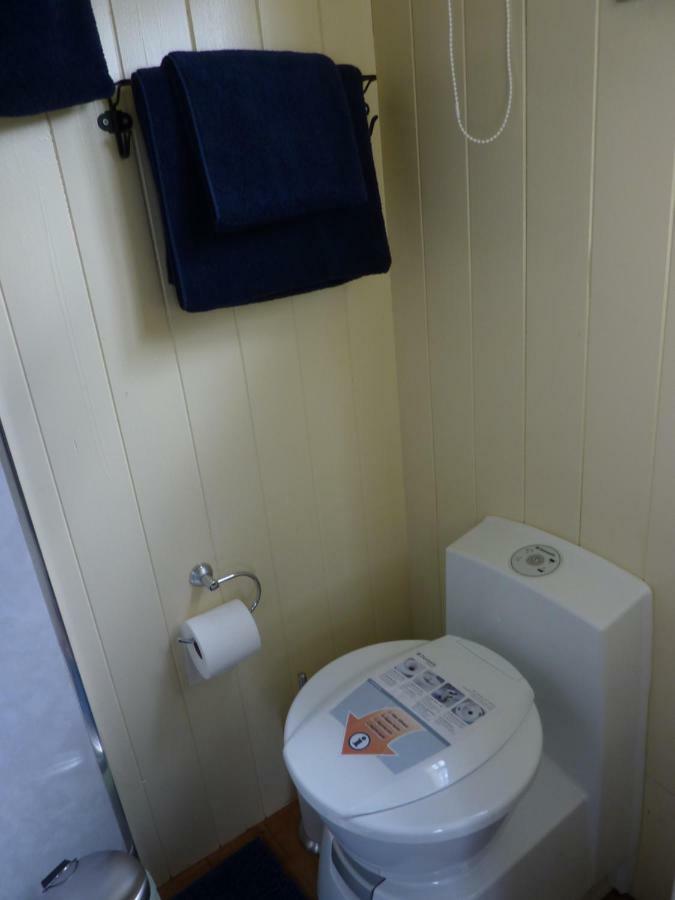 The Buteland Stop Rosie Off Grid Shepherds Hut Bellingham Bagian luar foto