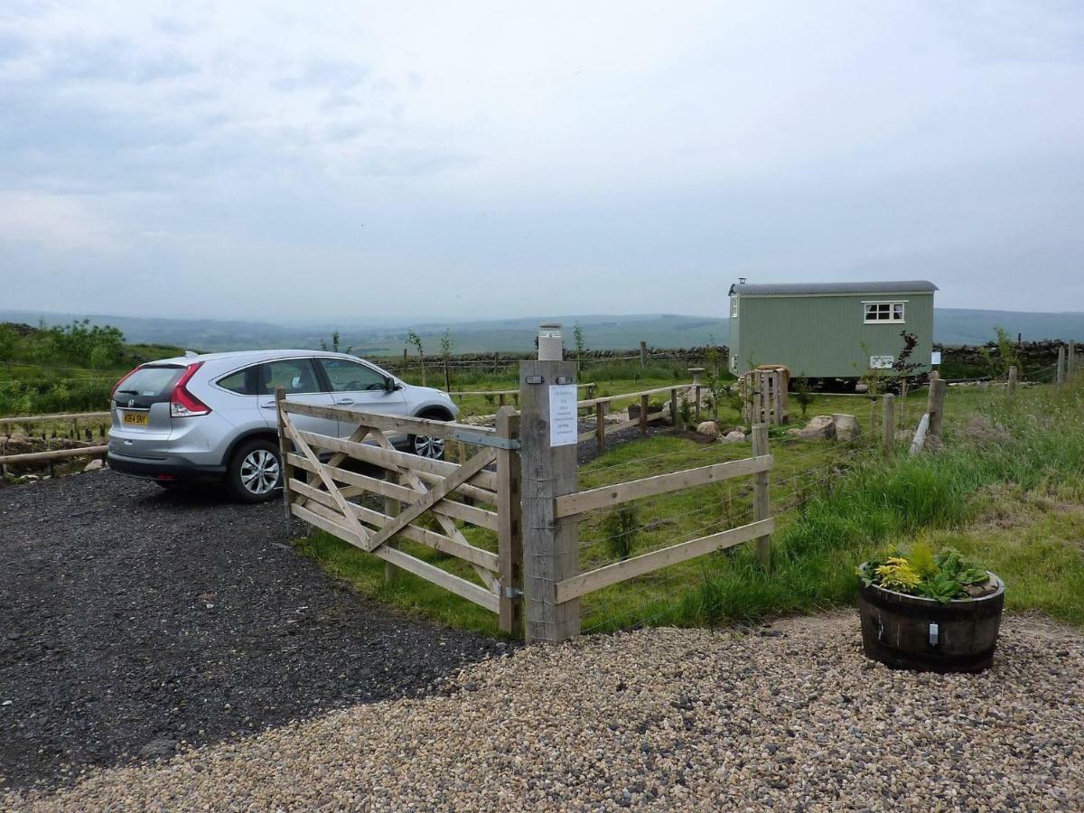 The Buteland Stop Rosie Off Grid Shepherds Hut Bellingham Bagian luar foto